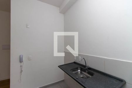 Cozinha de apartamento para alugar com 2 quartos, 45m² em Vila Guilherme, São Paulo