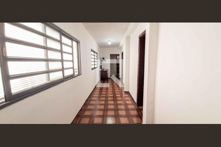 Corredor de casa à venda com 3 quartos, 120m² em Vila Yara, Osasco