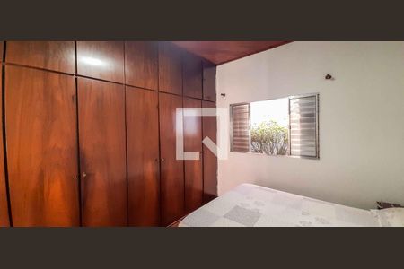 Quarto 2 de casa à venda com 3 quartos, 120m² em Vila Yara, Osasco