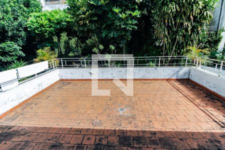 Varanda - Suíte 1 de casa para alugar com 5 quartos, 800m² em Jardim Guedala, São Paulo