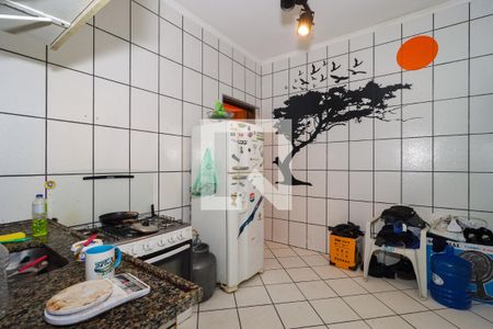 Cozinha de casa à venda com 3 quartos, 200m² em Jardim Paulo Vi, São Paulo