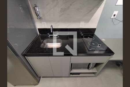 Sala/Cozinha de apartamento para alugar com 1 quarto, 33m² em Vila Gumercindo, São Paulo