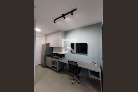Sala/Cozinha de apartamento para alugar com 1 quarto, 33m² em Vila Gumercindo, São Paulo