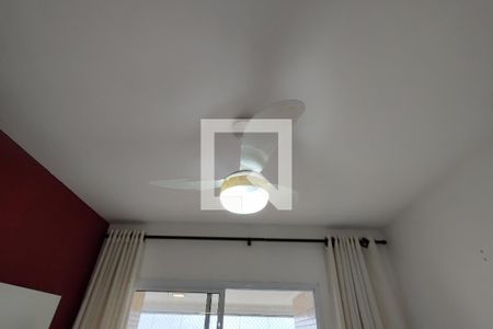 Sala de apartamento para alugar com 2 quartos, 69m² em Nova Mirim, Praia Grande