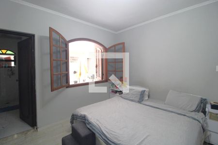 Suíte de casa à venda com 7 quartos, 250m² em Interlagos, São Paulo