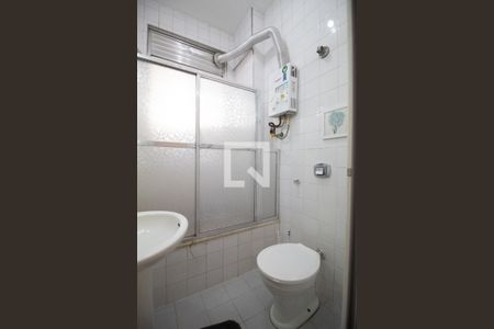 Banheiro social de apartamento para alugar com 1 quarto, 39m² em Copacabana, Rio de Janeiro