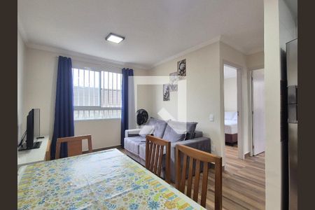 Sala de apartamento para alugar com 2 quartos, 43m² em Recreio dos Bandeirantes, Rio de Janeiro