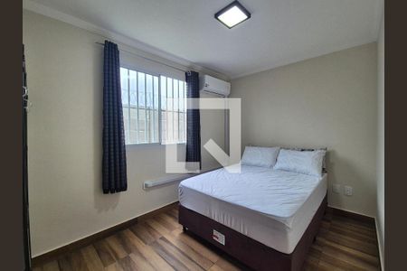 Quarto 1 de apartamento para alugar com 2 quartos, 43m² em Recreio dos Bandeirantes, Rio de Janeiro