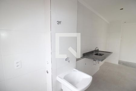 Sala / Cozinha de apartamento à venda com 2 quartos, 55m² em Vila Pita, São Paulo