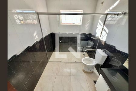 Banheiro superior de casa à venda com 8 quartos, 288m² em Santa Rosa, Belo Horizonte