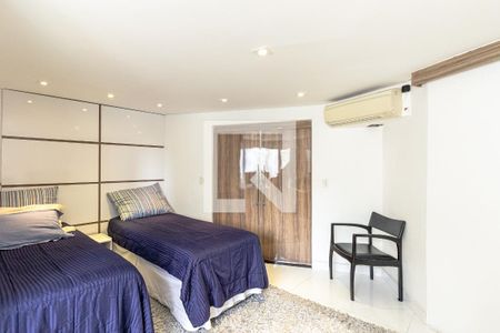 Suíte 2 de apartamento à venda com 2 quartos, 100m² em Moema, São Paulo