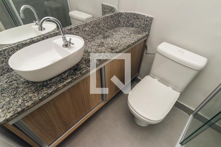 Banheiro de kitnet/studio para alugar com 1 quarto, 41m² em Vila Buarque, São Paulo