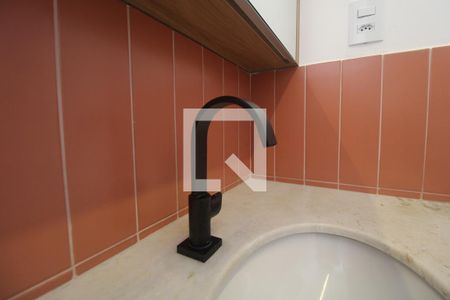 Banheiro de apartamento para alugar com 1 quarto, 46m² em Vila Jequitibas, Campinas