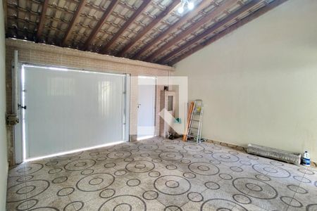 Garagem de casa para alugar com 2 quartos, 90m² em Vila Antartica, Praia Grande
