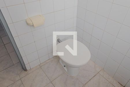 Banheiro de casa para alugar com 1 quarto, 20m² em Sumaré, São Paulo