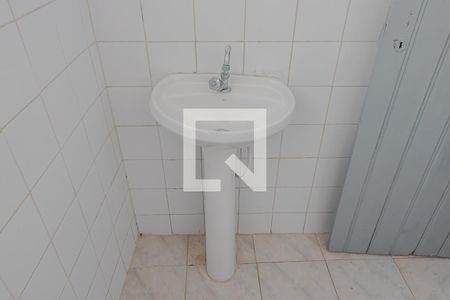 Banheiro de casa para alugar com 1 quarto, 20m² em Sumaré, São Paulo