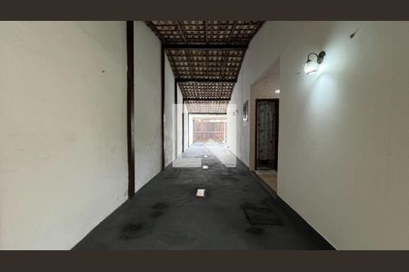 Casa à venda com 3 quartos, 300m² em Piratininga, Niterói