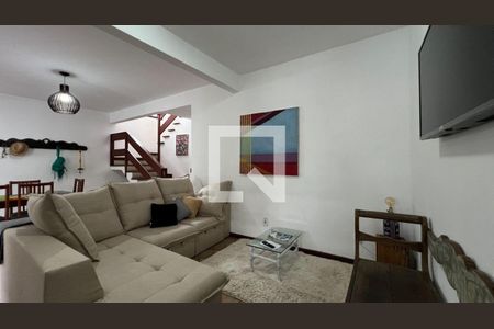 Casa à venda com 3 quartos, 300m² em Piratininga, Niterói