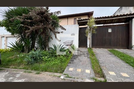Casa à venda com 3 quartos, 300m² em Piratininga, Niterói
