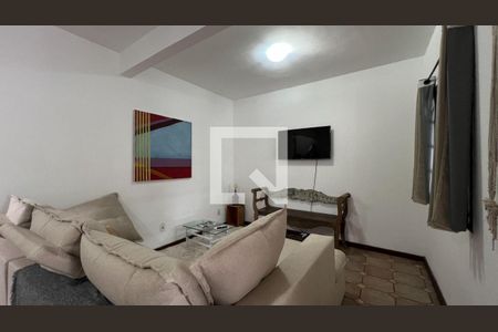 Casa à venda com 3 quartos, 300m² em Piratininga, Niterói
