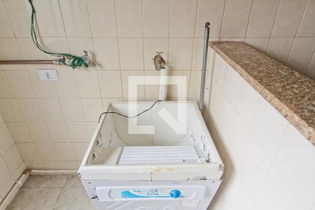 Área de Serviço de apartamento para alugar com 2 quartos, 53m² em Vila Iorio, São Paulo
