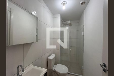 Banheiro de apartamento para alugar com 2 quartos, 40m² em Vila Barreto, São Paulo