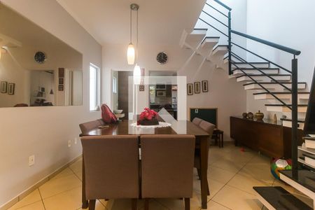 Sala/Sala de Jantar de casa para alugar com 3 quartos, 180m² em Residencial Colinas, Mogi das Cruzes