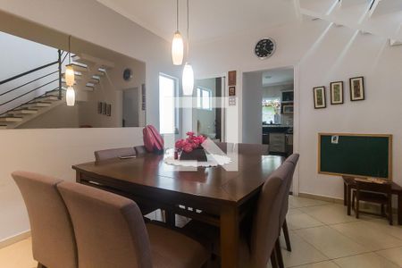 Sala/Sala de Jantar de casa para alugar com 3 quartos, 180m² em Residencial Colinas, Mogi das Cruzes