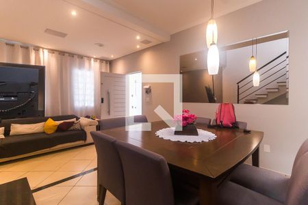 Sala/Sala de Jantar de casa para alugar com 3 quartos, 180m² em Residencial Colinas, Mogi das Cruzes