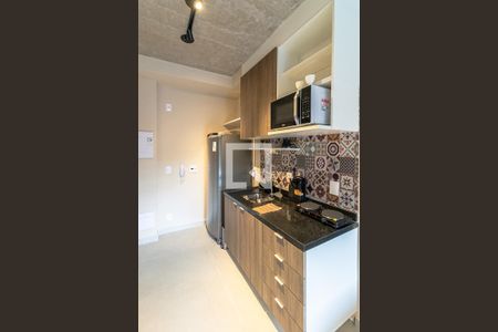 Cozinha de kitnet/studio à venda com 1 quarto, 30m² em Indianópolis, São Paulo