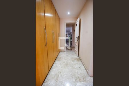 Closet de apartamento à venda com 4 quartos, 173m² em Morumbi, São Paulo