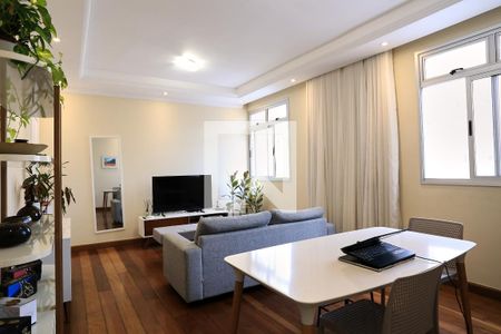 Sala de apartamento à venda com 3 quartos, 91m² em Santa Efigênia, Belo Horizonte