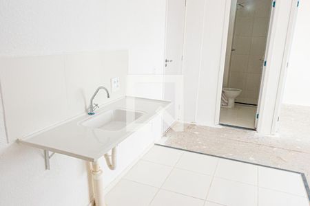 Cozinha de apartamento para alugar com 2 quartos, 32m² em Veleiros, São Paulo