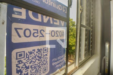 Plaquinha de apartamento à venda com 2 quartos, 50m² em Rubem Berta, Porto Alegre