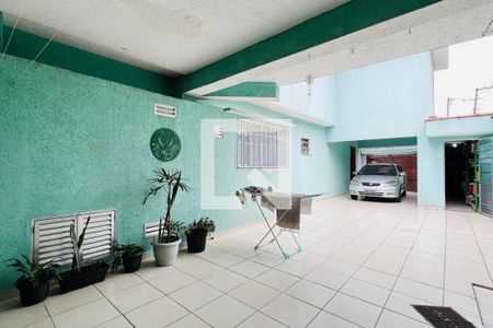 Garagem de casa à venda com 3 quartos, 250m² em Gopouva, Guarulhos