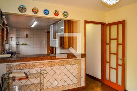 Cozinha de casa de condomínio à venda com 3 quartos, 285m² em Menino Deus, Porto Alegre