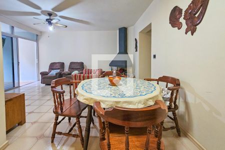 Sala de apartamento para alugar com 3 quartos, 110m² em Balneario Guarujá, Guarujá