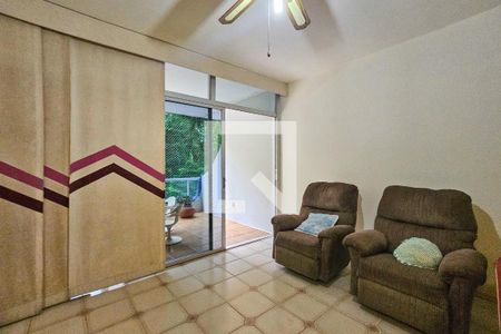 Sala de apartamento para alugar com 3 quartos, 110m² em Balneario Guarujá, Guarujá