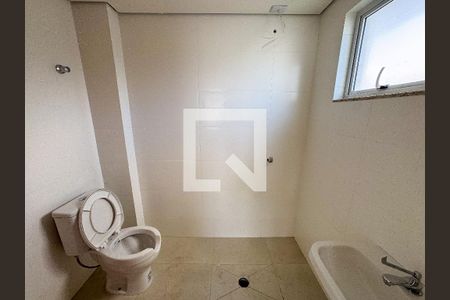 Banheiro da Suíte de apartamento à venda com 2 quartos, 116m² em Araguaia, Belo Horizonte