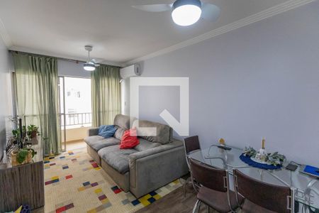 Sala de estar e sala de jantar de apartamento à venda com 2 quartos, 64m² em Brooklin, São Paulo