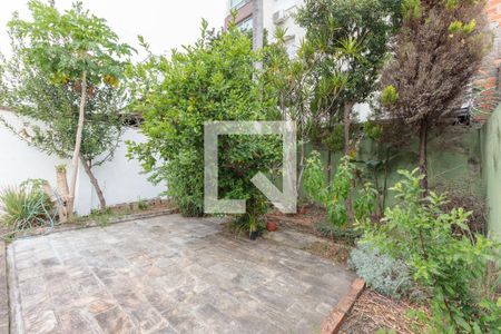 Quintal de casa à venda com 2 quartos, 145m² em Cristo Redentor, Porto Alegre