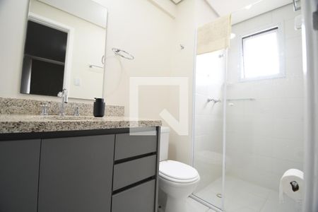 Banheiro de apartamento para alugar com 1 quarto, 47m² em Botafogo, Campinas