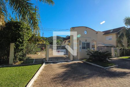 Fachada do condomínio de casa de condomínio à venda com 2 quartos, 118m² em Hípica, Porto Alegre