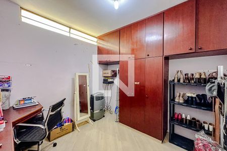 Quarto 2 de casa à venda com 3 quartos, 130m² em Vila Invernada, São Paulo
