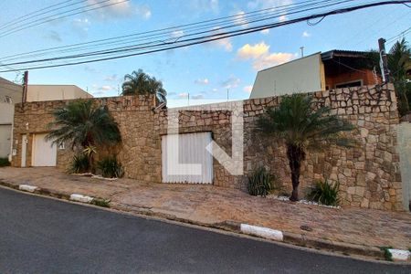 Fachada do Prédio de casa à venda com 4 quartos, 400m² em Jardim Santa Marcelina, Campinas