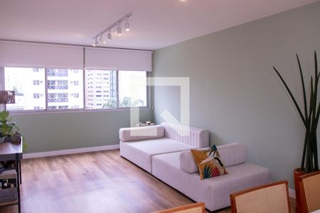 Sala de apartamento à venda com 4 quartos, 110m² em Campo Belo, São Paulo