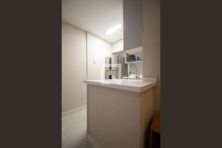 Sala/cozinha de apartamento para alugar com 1 quarto, 40m² em Copacabana, Rio de Janeiro