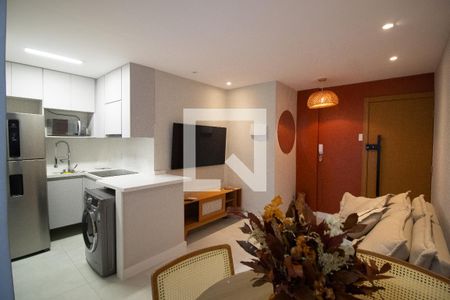 Sala/cozinha de apartamento para alugar com 1 quarto, 40m² em Copacabana, Rio de Janeiro