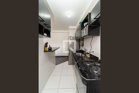 Cozinha de apartamento à venda com 2 quartos, 55m² em Vila Sao Francisco, São Paulo
