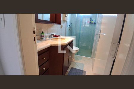 Banheiro de apartamento à venda com 2 quartos, 56m² em Nova Petrópolis, São Bernardo do Campo